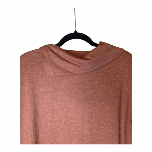 Women's Long Sleeve Rust Top - Picture 4 of 6